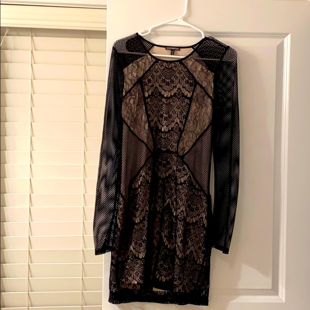 Express Lace Dress Medium